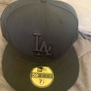 Black New Era LA fitted hat